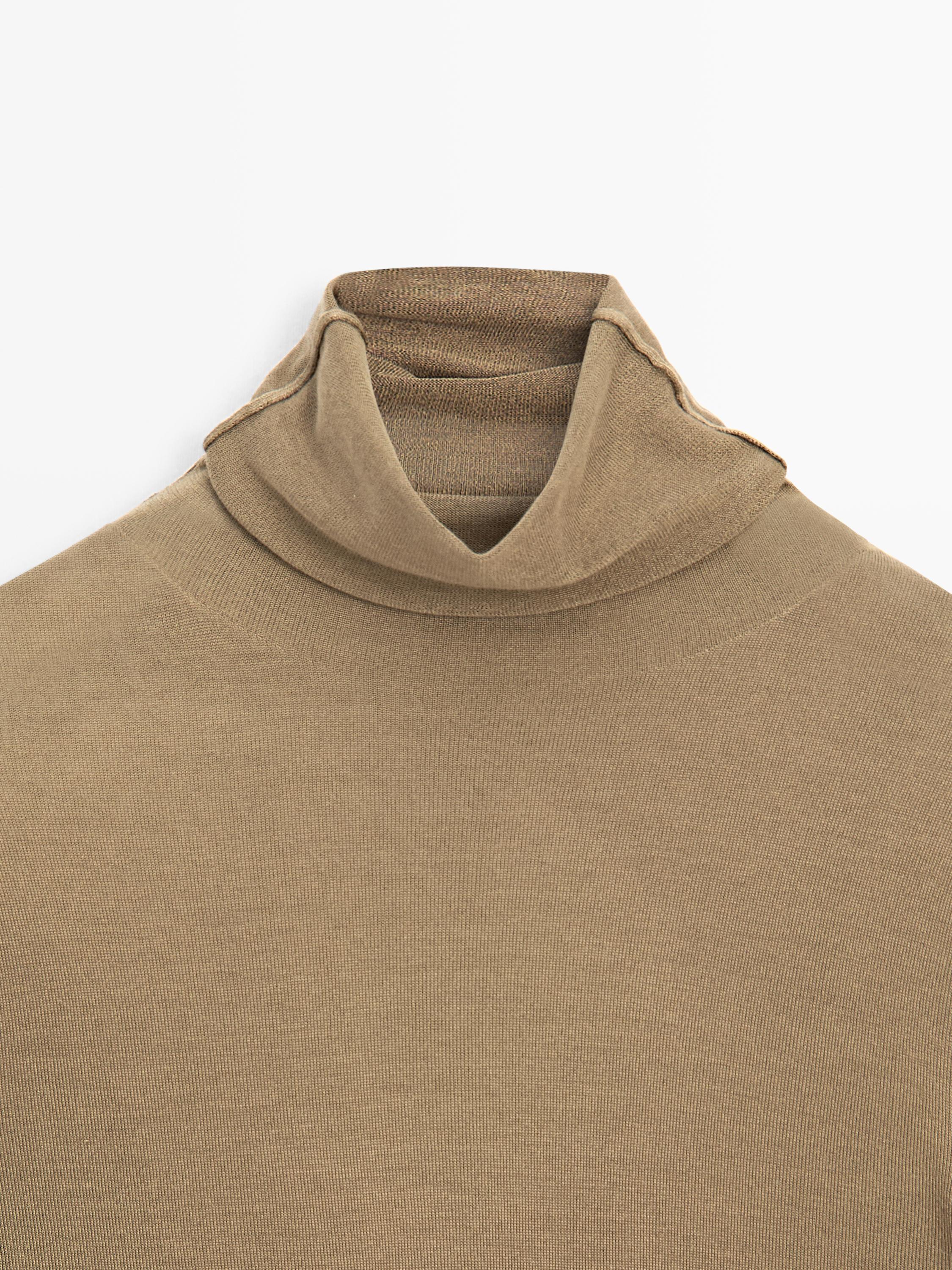 Extra fine knit 100% silk sweater with high neck - LIMITED